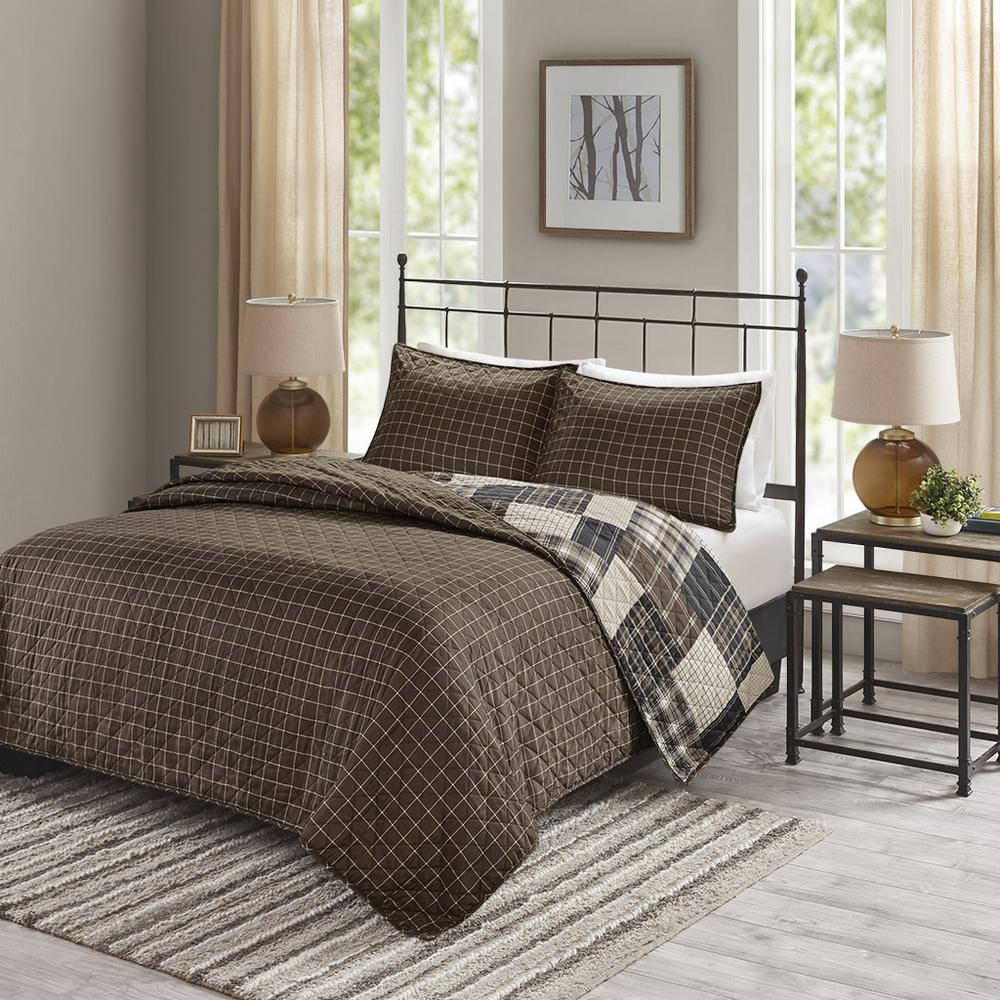 Timber 3 Piece Reversible Printed Quilt Set, Black/Brown color. Picture 3