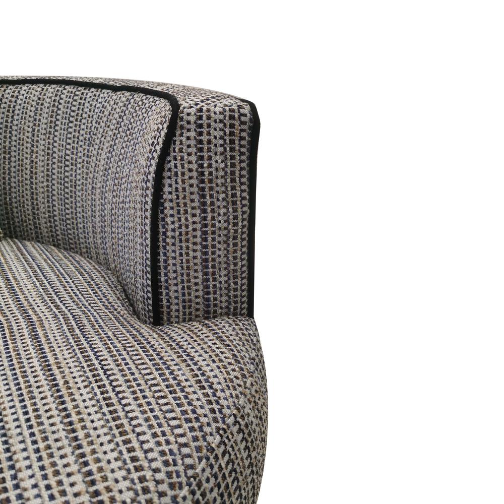 Swivel Chair. Picture 2