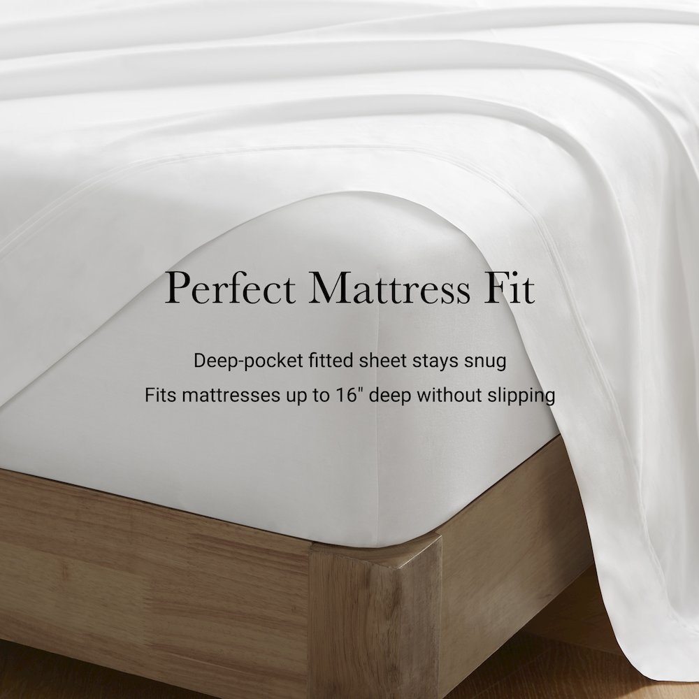 Sateen Sheet Set, White color. Picture 4