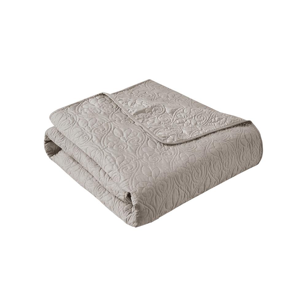 Quebec Oversized Quilted Throw, Khaki color. Picture 1