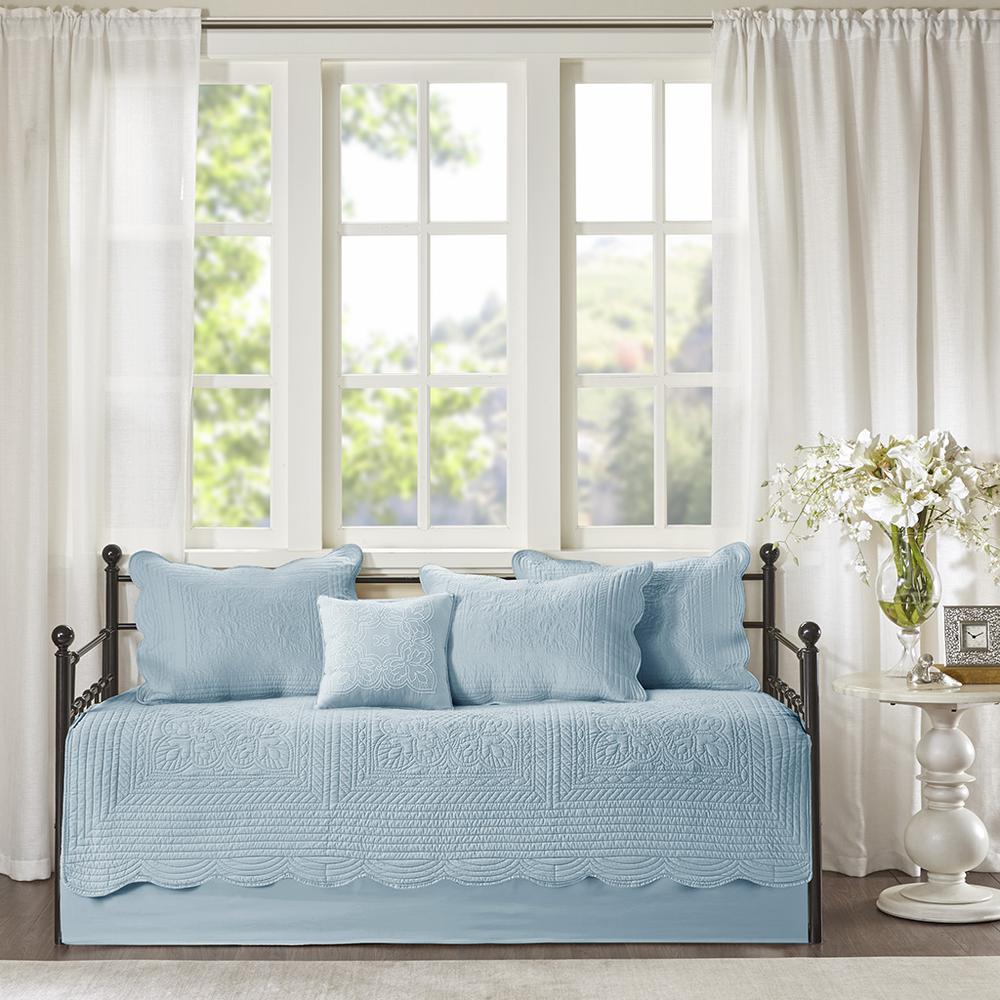 6 Piece Reversible Scalloped Edge Daybed Cover Set. Picture 2