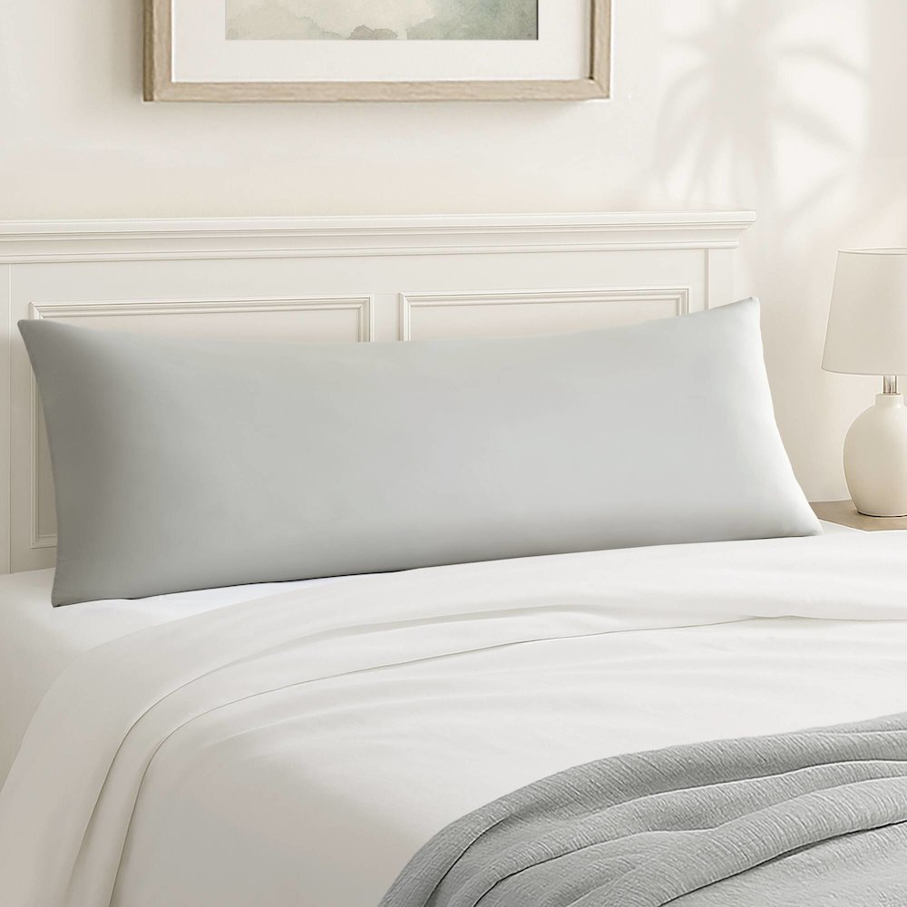 Lumi cooling body pillow. Picture 1
