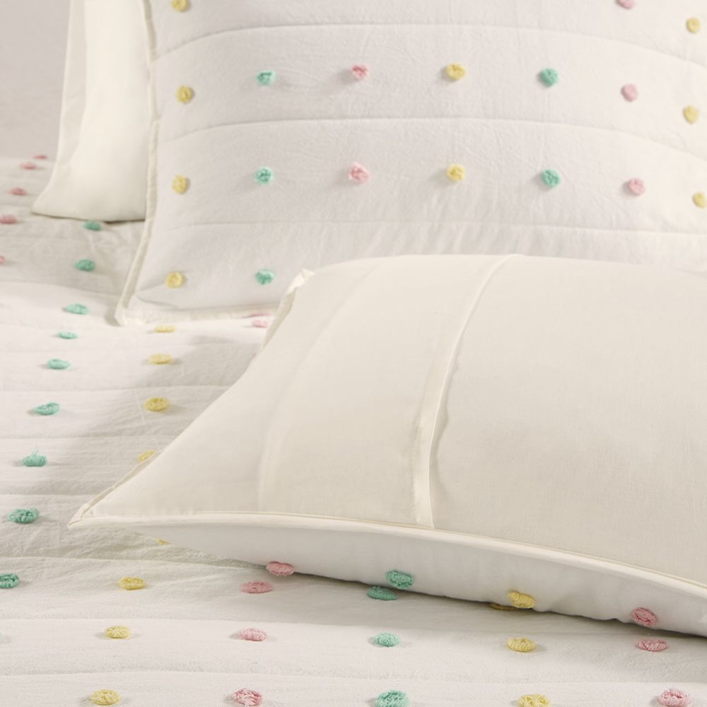 Pom Pom Cotton Jacquard Quilt Set with Throw Pillows. Picture 2