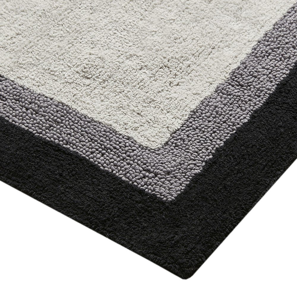 Cotton Tufted Bath Rug. Picture 2