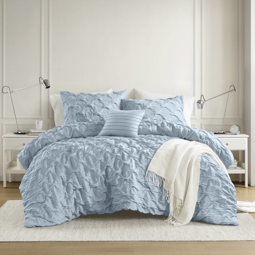 Bailey Diamond Pucker Woven Comforter Set, Blue color. Picture 1