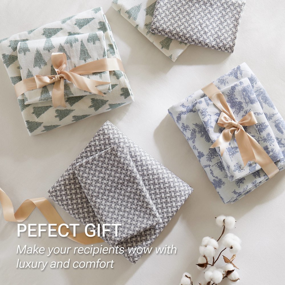 Cozy Flannel 100% Cotton Flannel Printed Sheet Set, Snowflake color. Picture 3