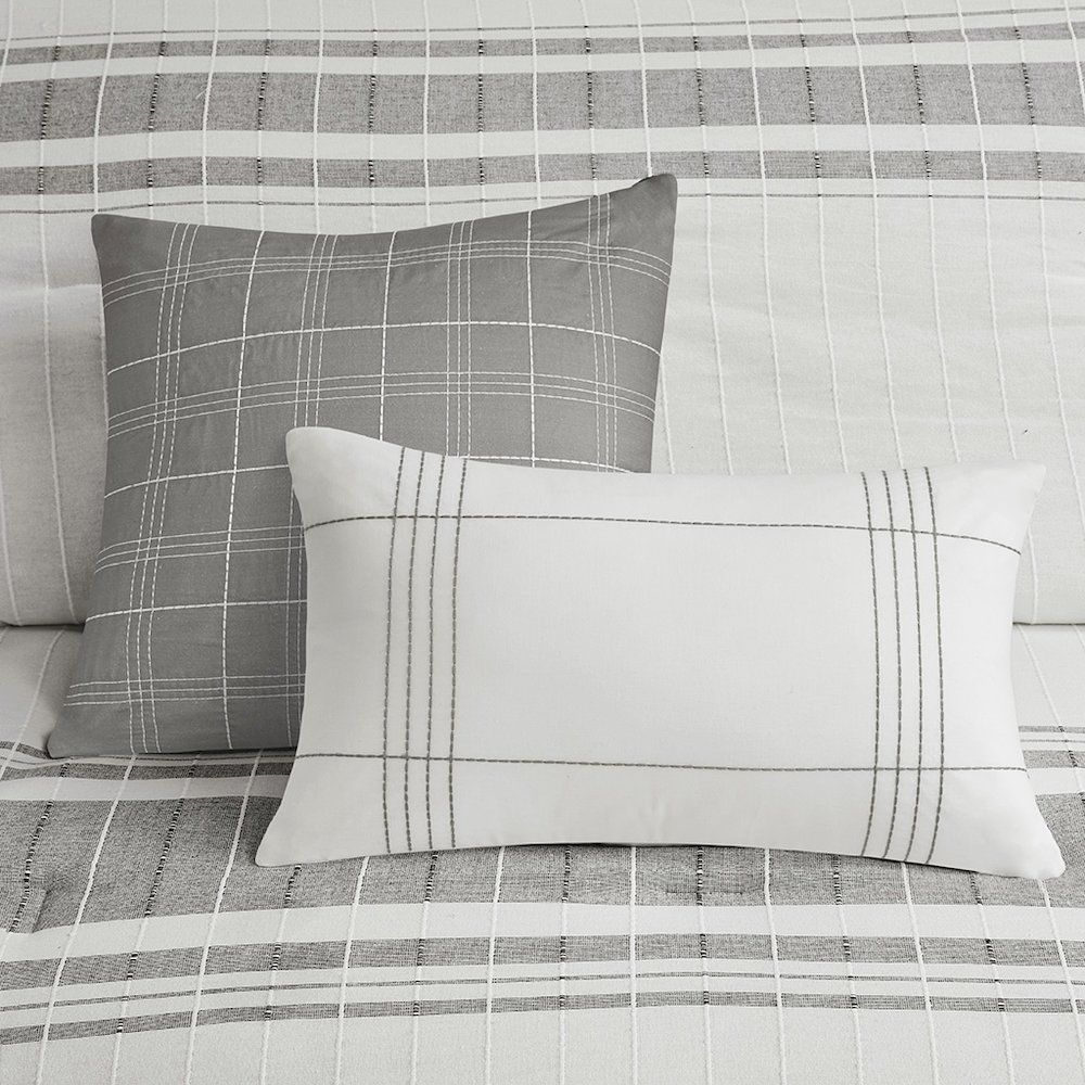 6 Piece Cotton Jacquard Oversized Comforter Set. Picture 1