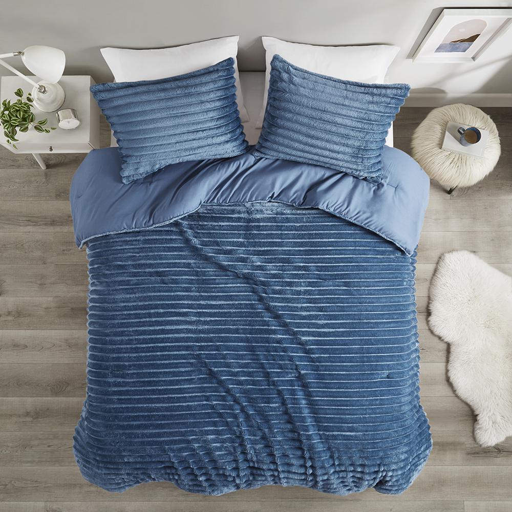 2 Piece Corded Plush Comforter Set. Picture 2