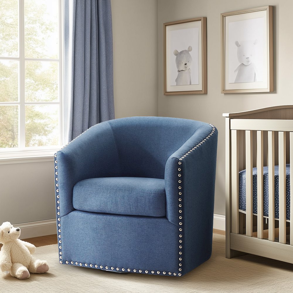 Swivel Chair. Picture 3