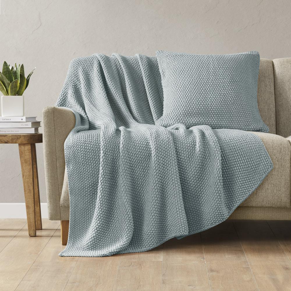Square Pillow Cover. Picture 4