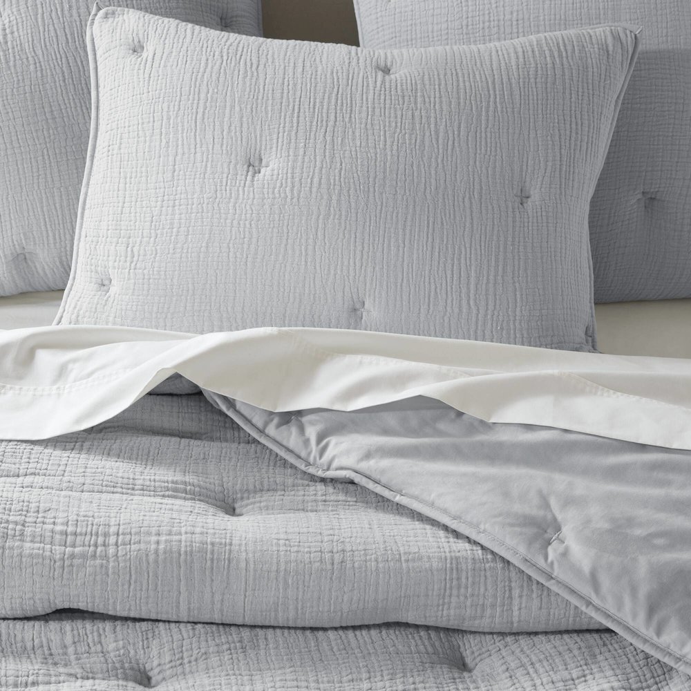 Breeze Cotton Gauze  Embroidered Quilt Set, Blue color. Picture 4