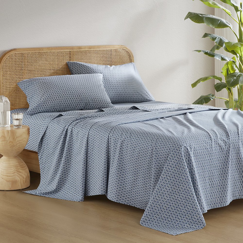144 Thread Count Cotton Printed Cotton Sheets, Diamond Blue color. Picture 3