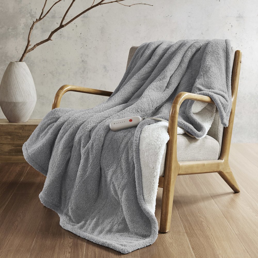 Amira Dream Soft Heated Throw in Grey. Picture 3