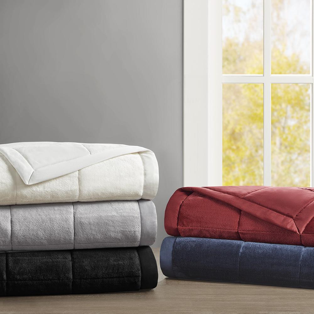 Reversible HeiQ Smart Temperature Down Alternative Blanket. Picture 1