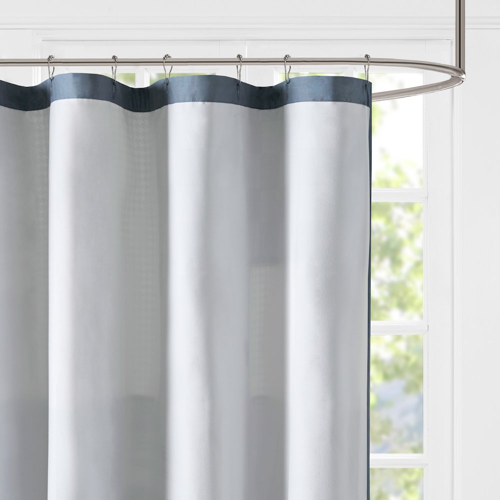 Winter Hills 100% Cotton Shower Curtain. Picture 2