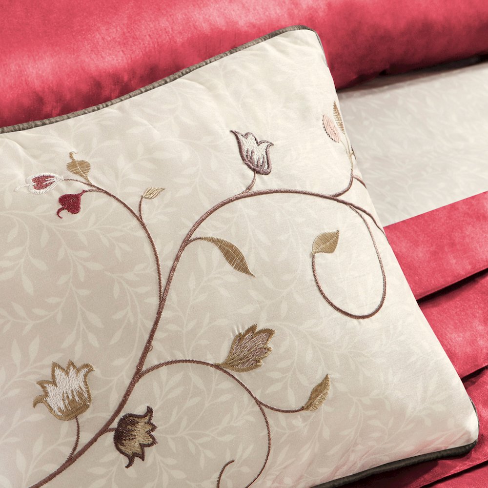 Embroidered 7 Piece Comforter Set. Picture 5