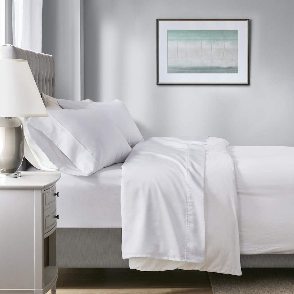 1000 Thread Count HeiQ Smart Temperature Cotton Blend 4 PC Sheet Set. Picture 1