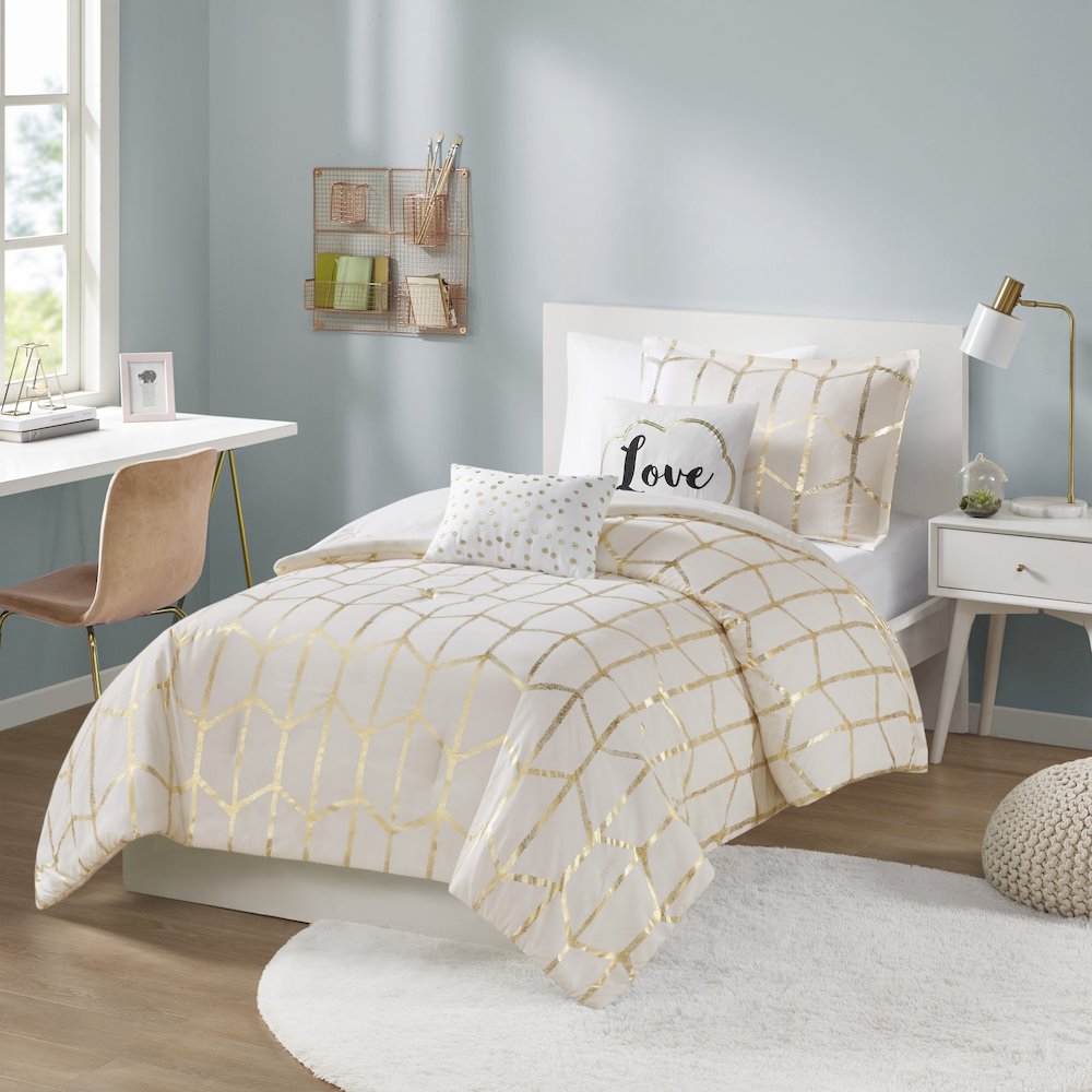 Raina 100% Polyester Brushed Microfiber Printed Comforter Set. Picture 3