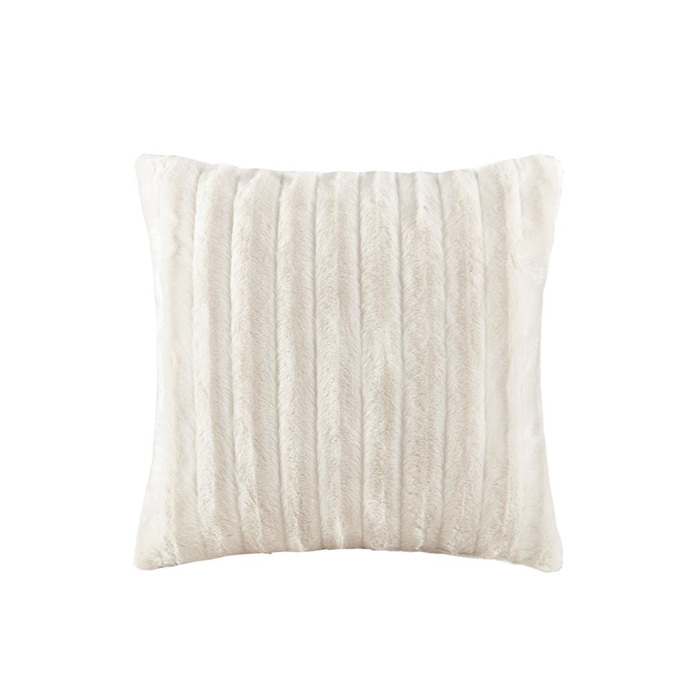 Faux Fur Square Pillow. Picture 1