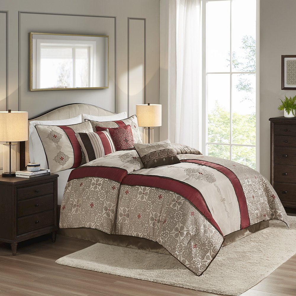 7 Piece Jacquard Comforter Set with Throw Pillows. Picture 4