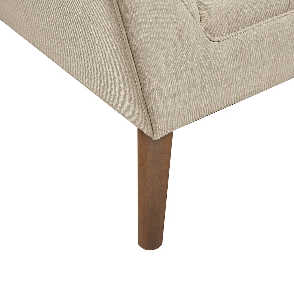 Lounge Chair. Picture 1