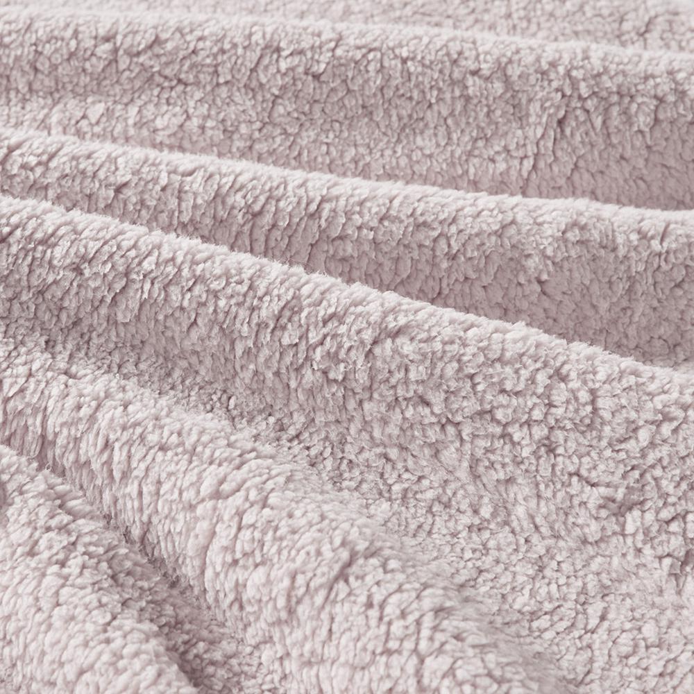 Crushed Velvet Sherpa Reversible Comforter Set. Picture 3