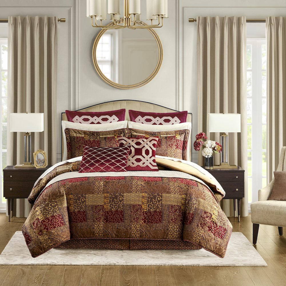 4 Piece Red Comforter Set. Picture 3