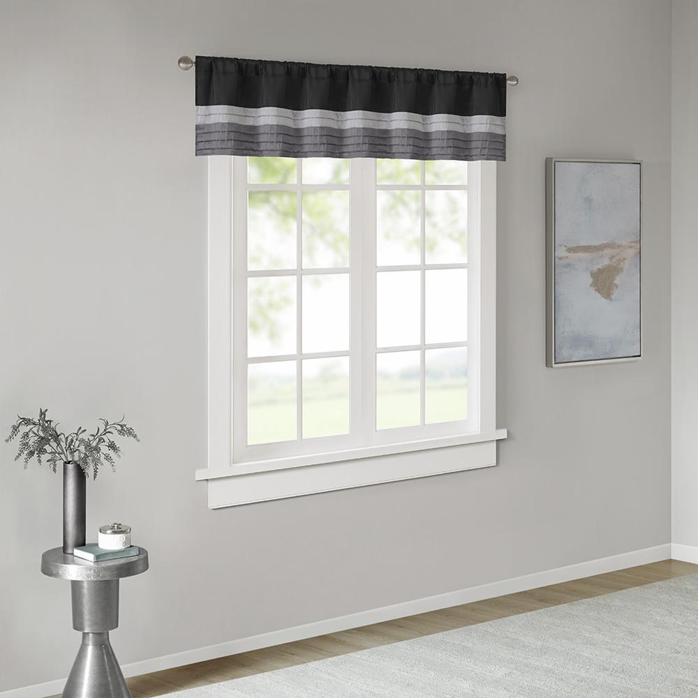 Polyoni Pintuck Window Valance. Picture 1