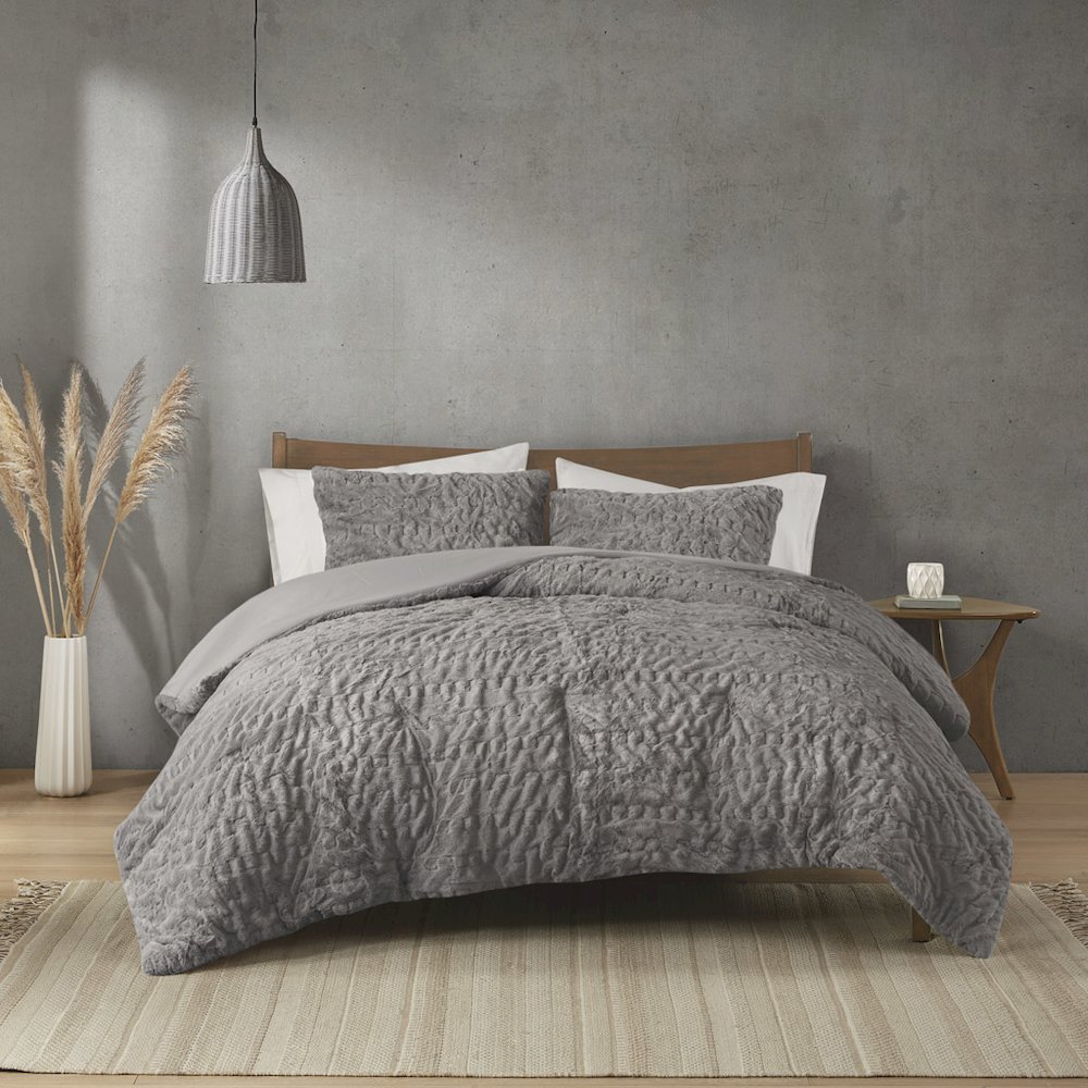 Ruched Fur Down Alternative Comforter Set. Picture 5