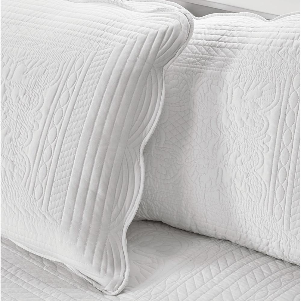 6 Piece Reversible Scalloped Edge Daybed Cover Set. Picture 1