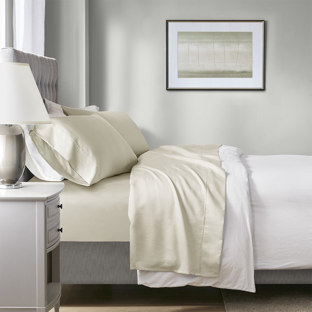 1000 Thread Count HeiQ Smart Temperature Cotton Blend 4 PC Sheet Set. Picture 1