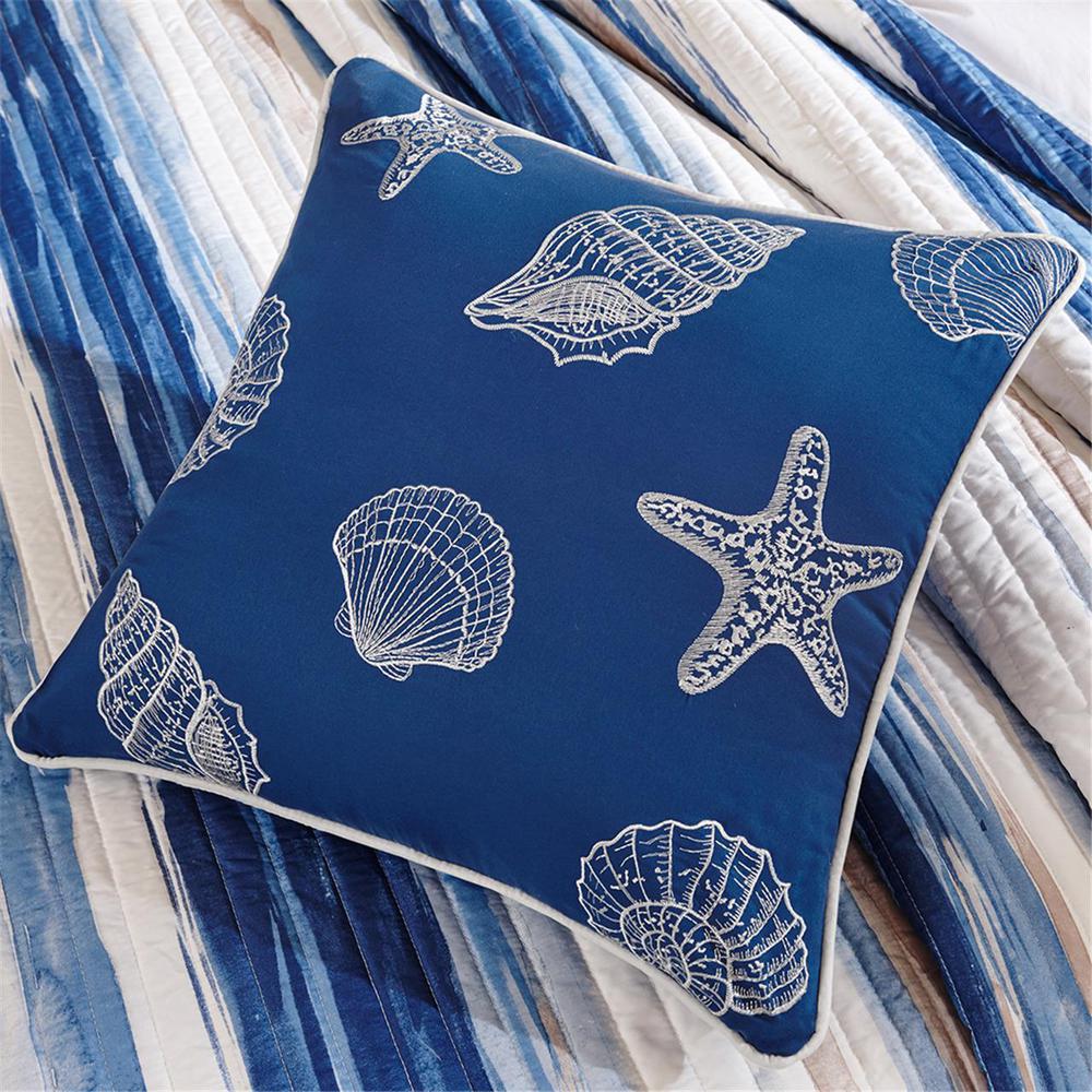6 Piece Printed Quilt Set with Throw Pillows. Picture 5
