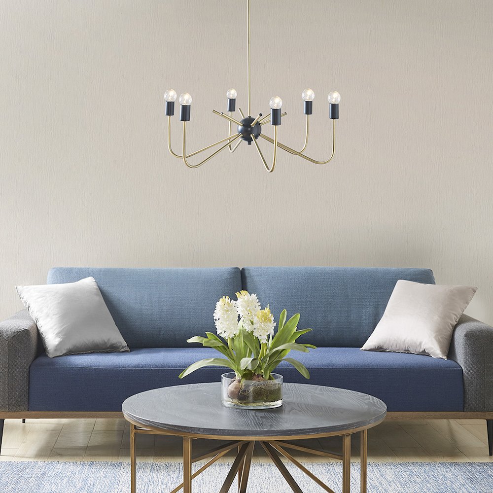 6-Light Metal Chandelier. Picture 4
