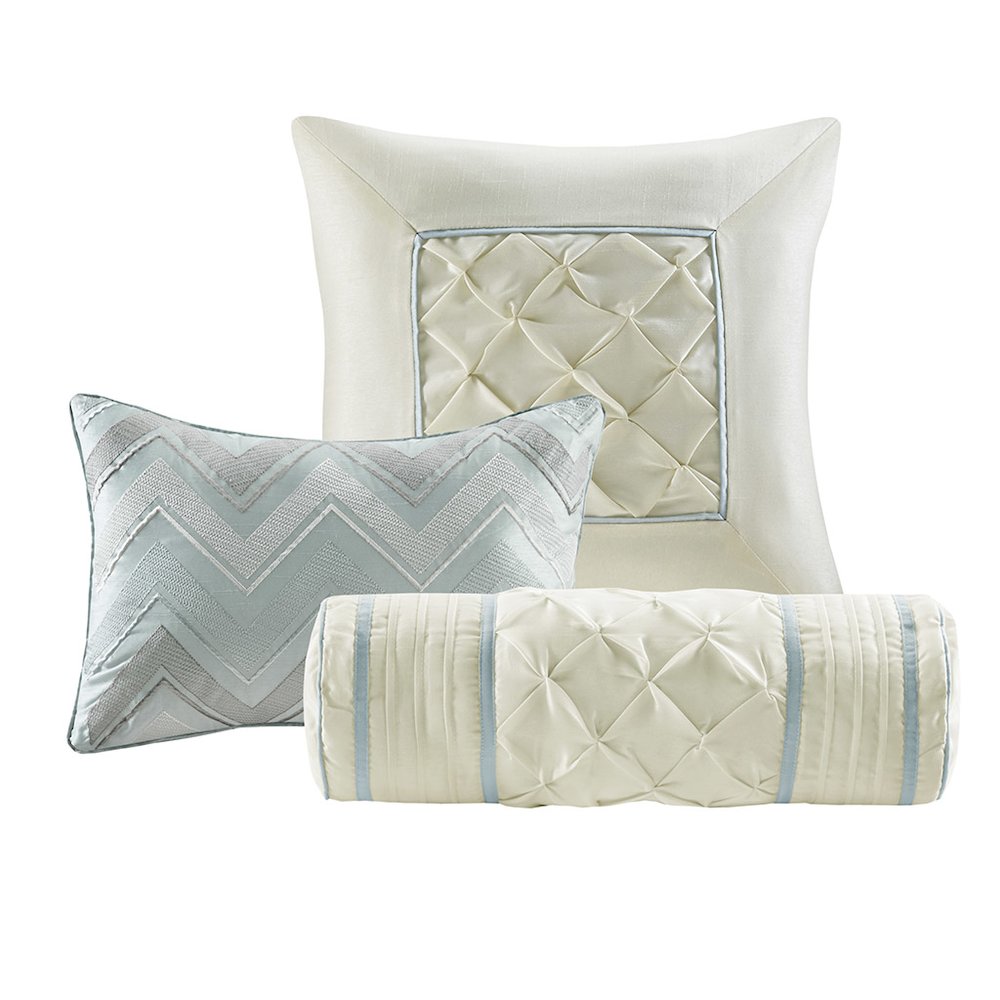 7 Piece Tufted Comforter Set. Picture 2