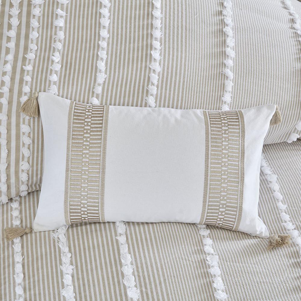 Embroidered Cotton Oblong Decorative Pillow. Picture 3