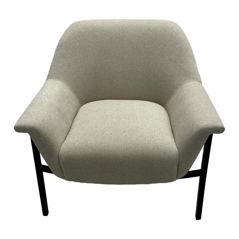 Accent Chair. Picture 1