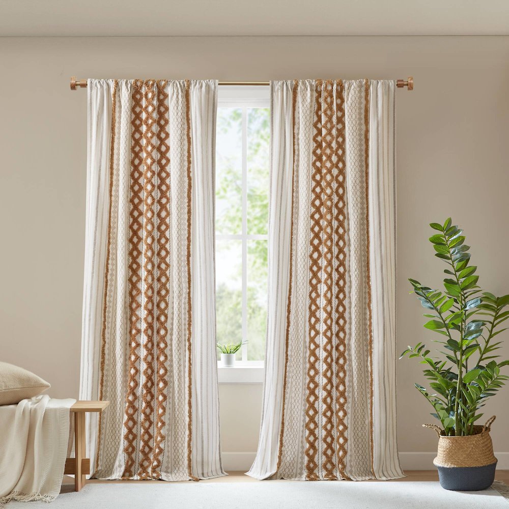 Imani Cotton Printed Curtain Panel with Chenille Stripe and Lining. Picture 3