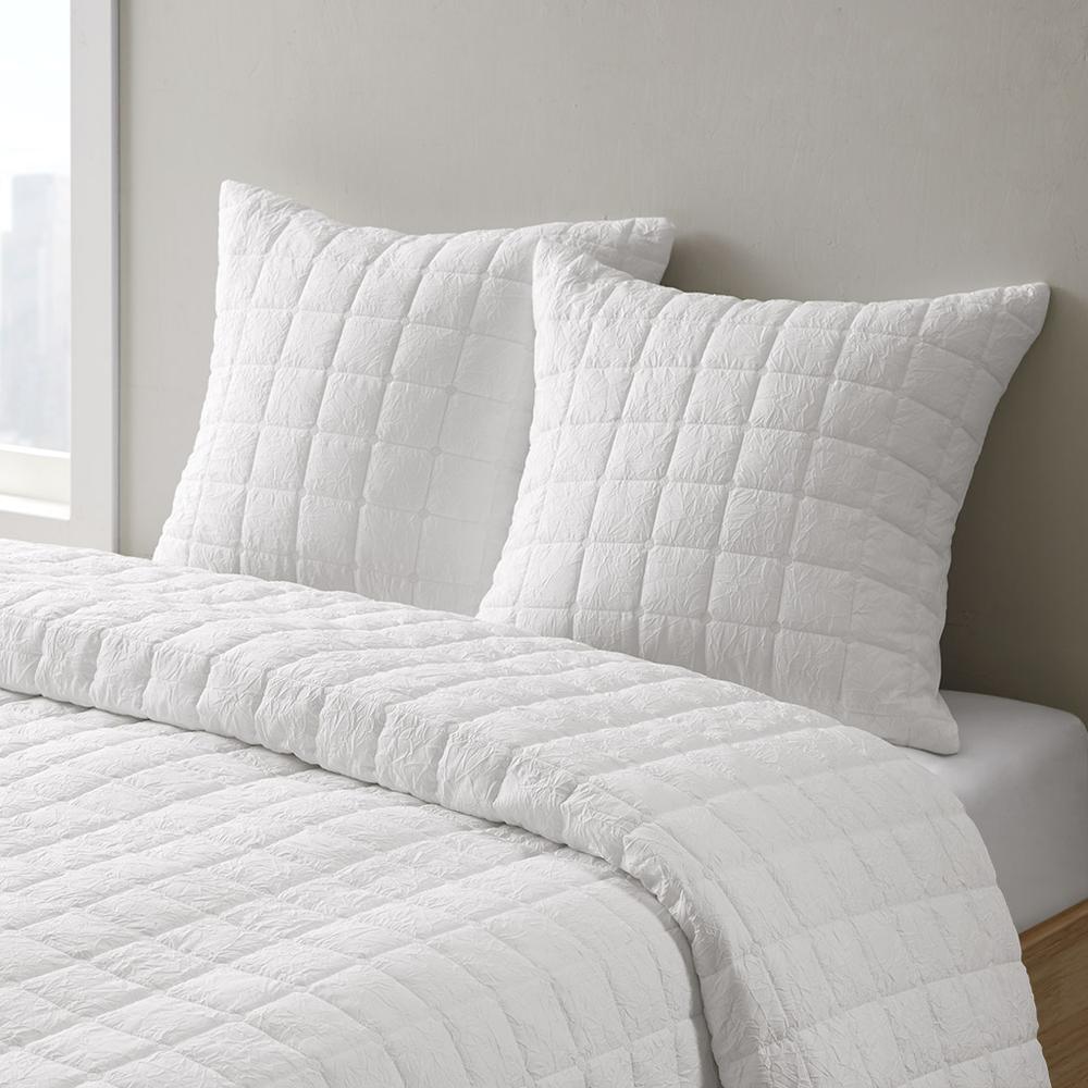 Cocoon Quilt Top Euro Sham, White color. Picture 4