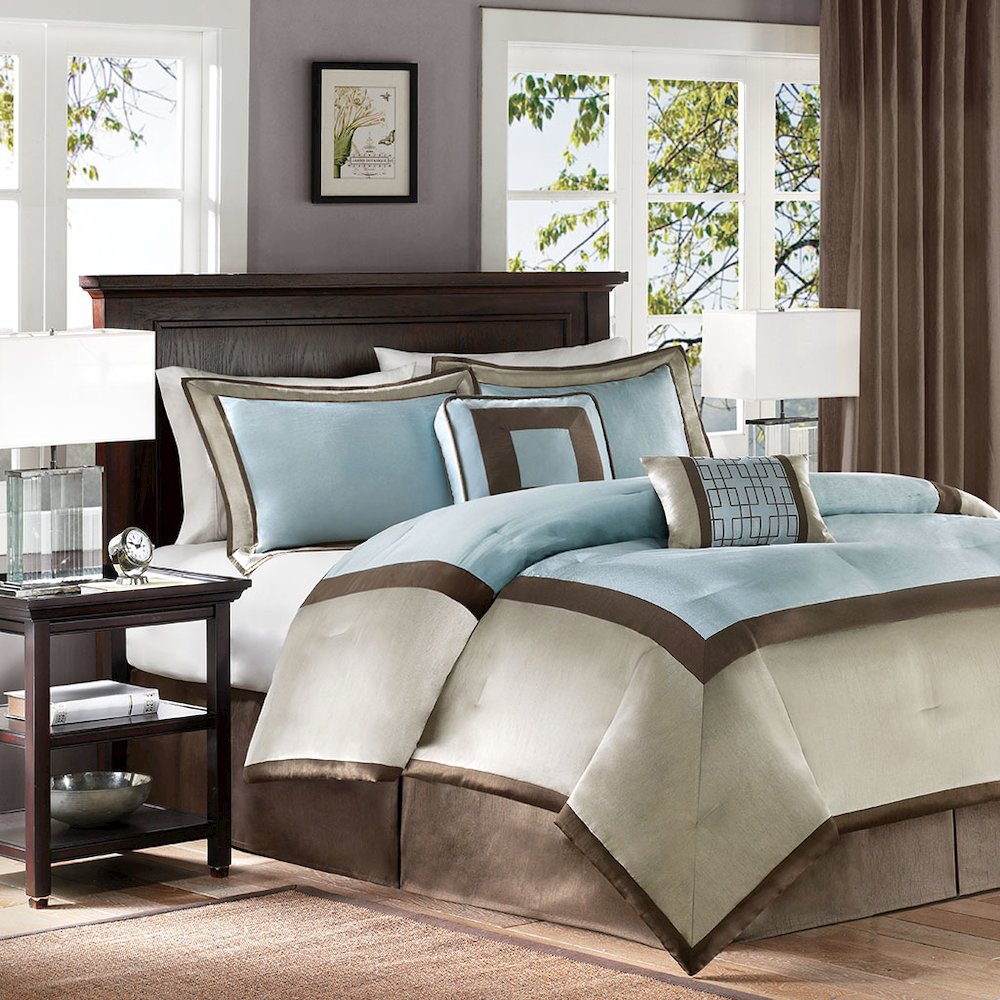 7 Piece Comforter Set. Picture 4