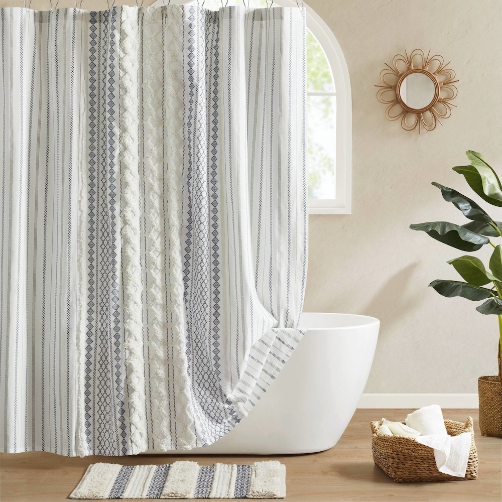 Imani Cotton Printed Shower Curtain with Chenille. Picture 1