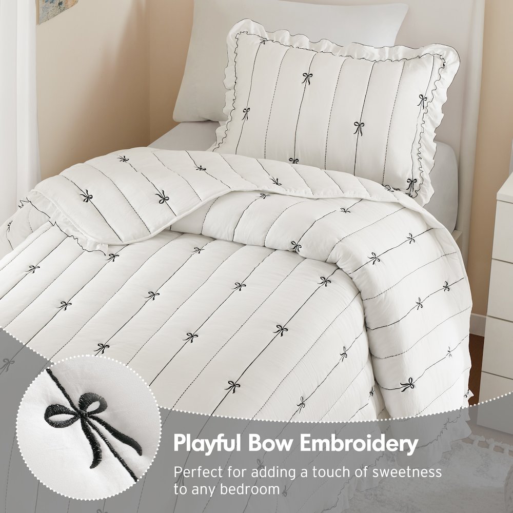 Liv Quilt Set. Picture 3