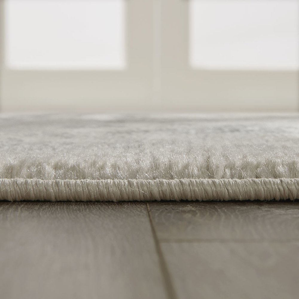 Tiled Border Area Rug. Picture 3