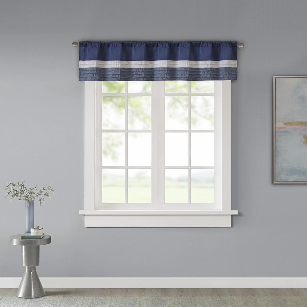 Polyoni Pintuck Window Valance. Picture 4