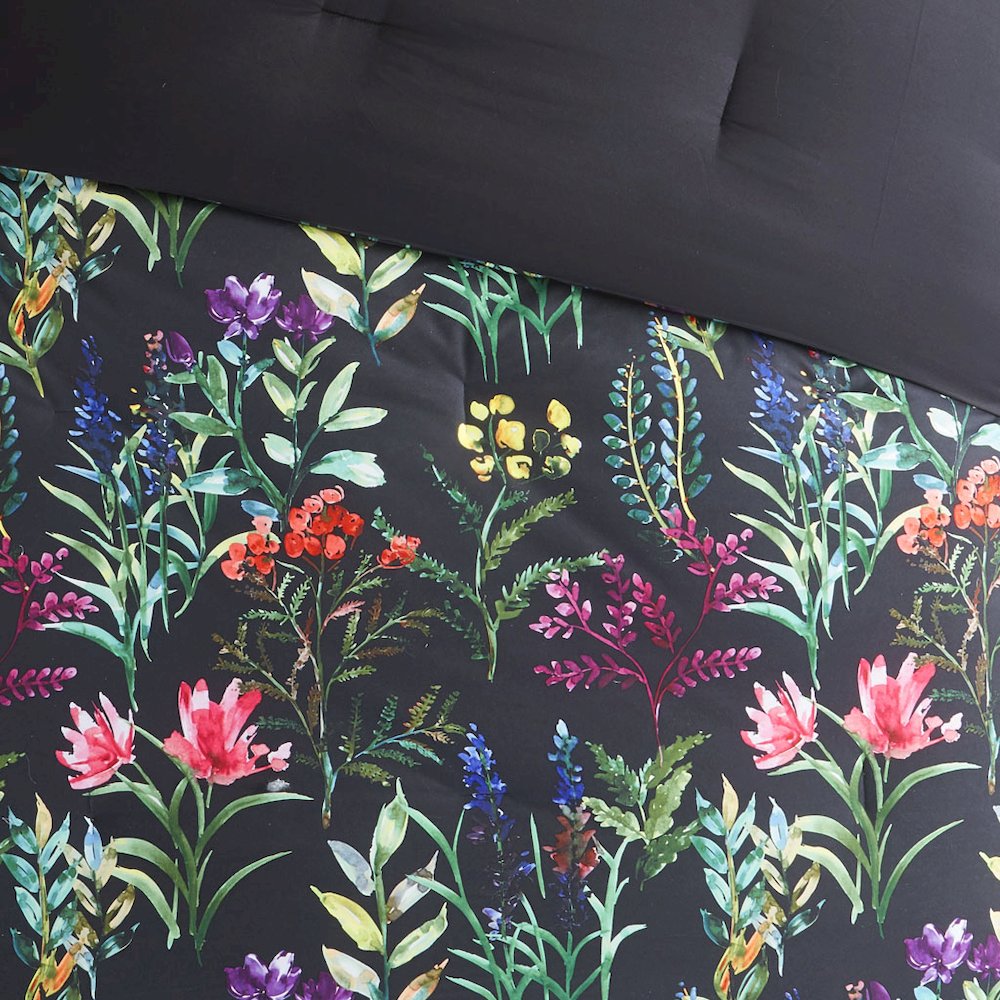 5 Piece Comforter Set. Picture 2