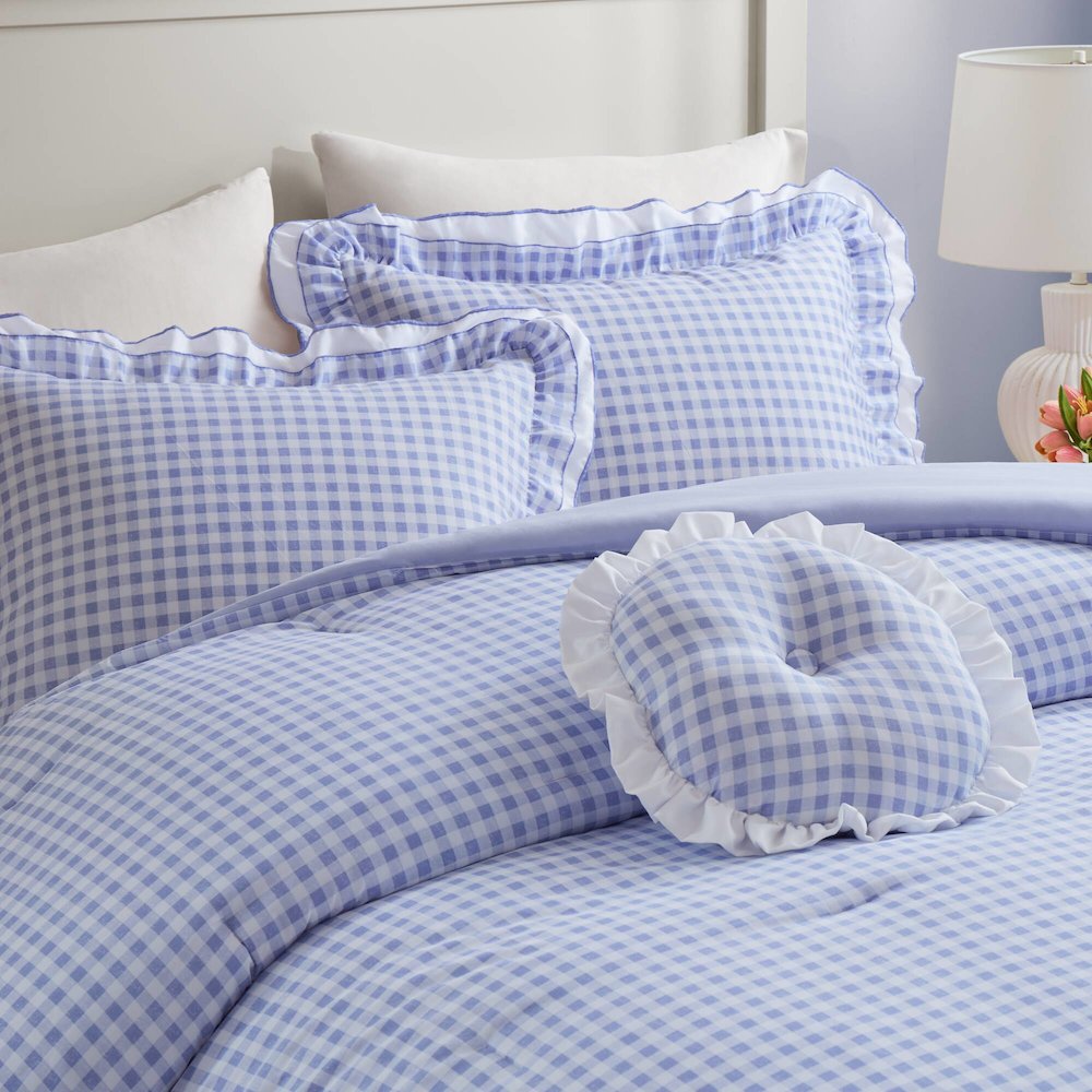 Rowena Comforter Set. Picture 3