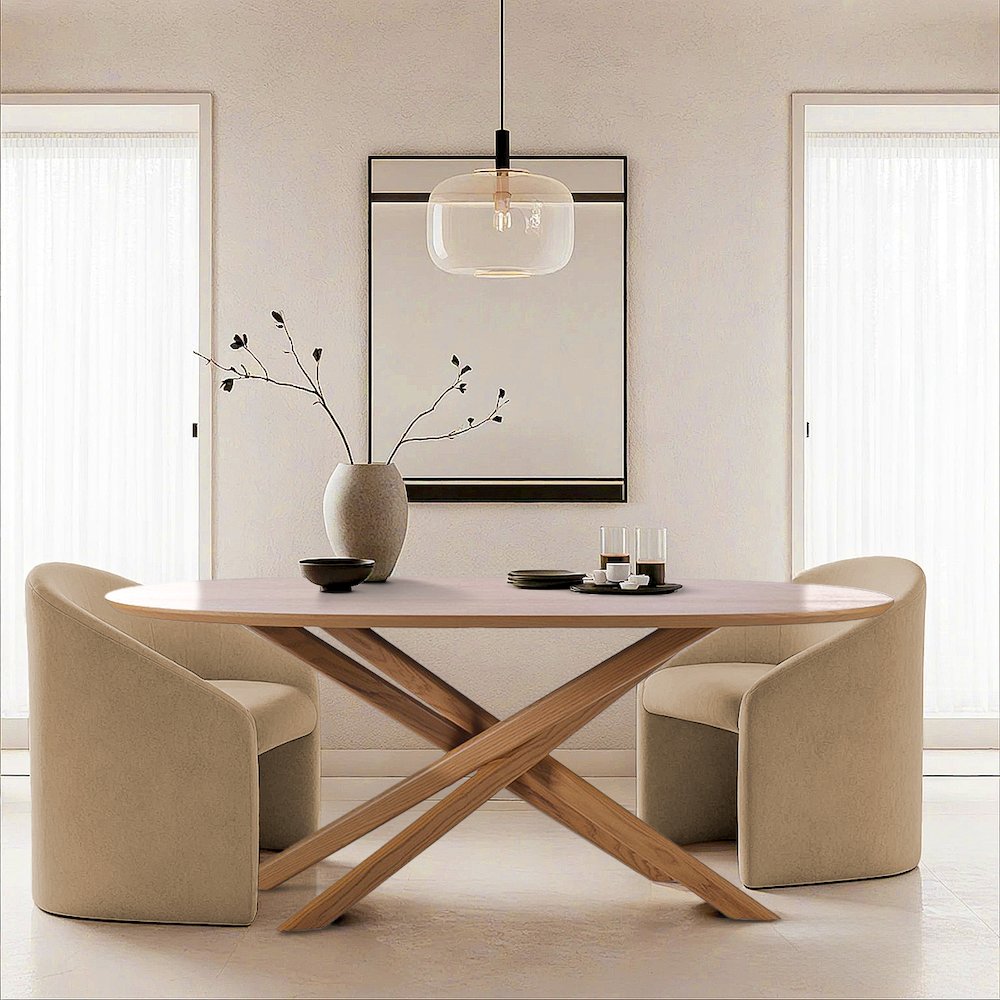 Pierre Dining Table. Picture 3