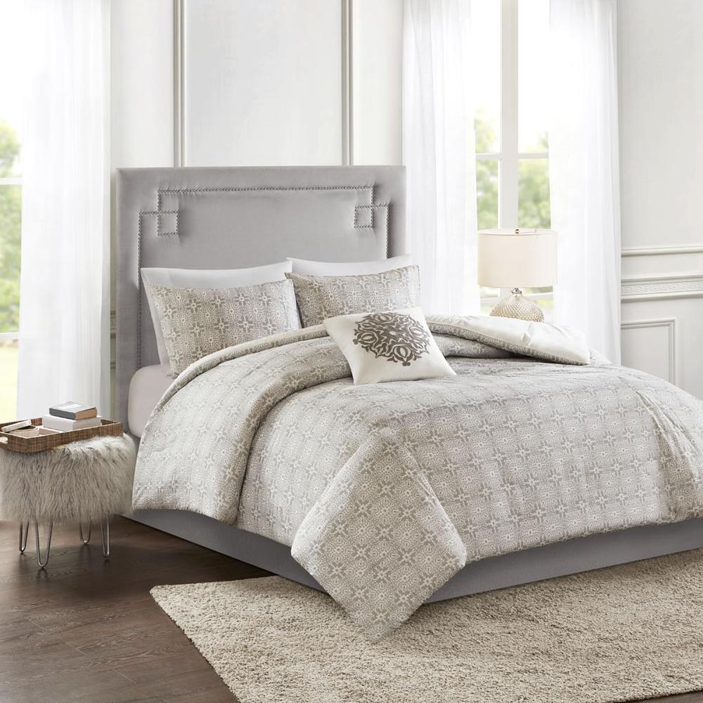 4 Piece Embroidered Cotton Reversible Duvet Cover Set. Picture 5