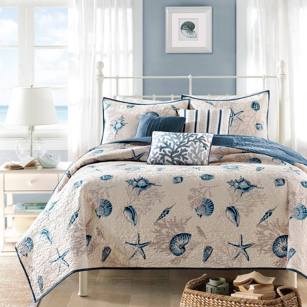 Brushed Microfiber Quilt Set with Throw Pillows. Picture 2