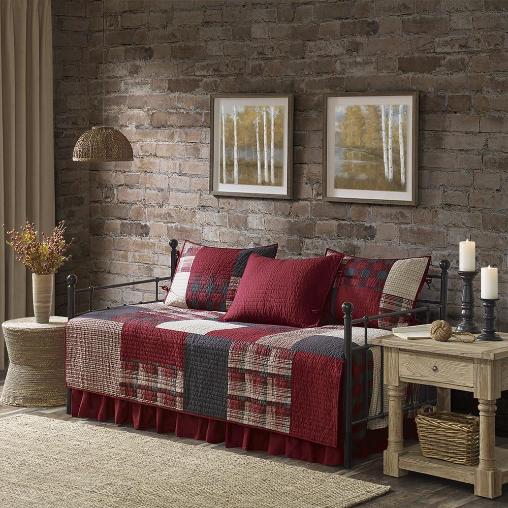 Sunset 5 Piece Day Bed Cover Set, Red color. Picture 4