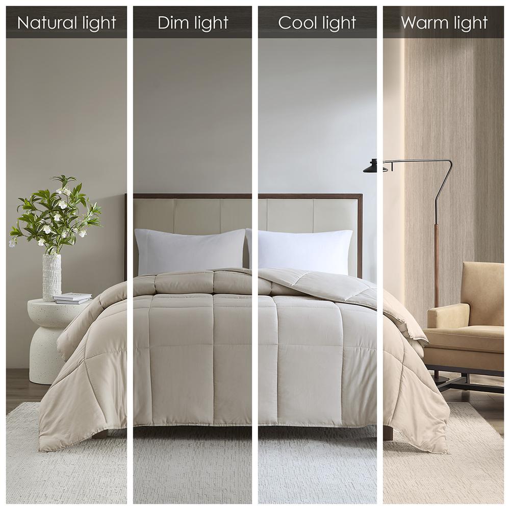 300 Thread Count Cotton Shell Luxury Down Alternative Comforter. Picture 2